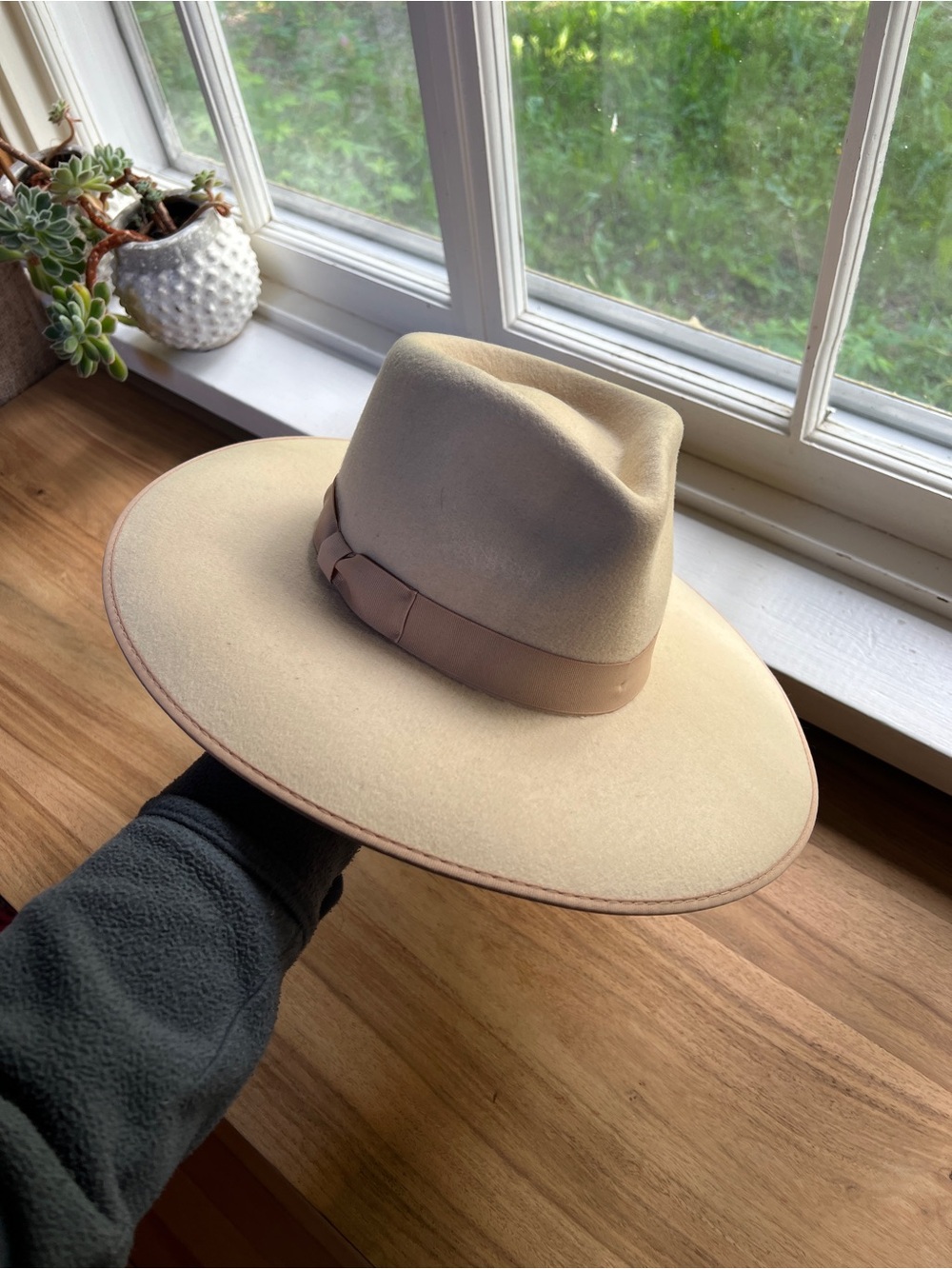 Lack of Color Hat - Picture 2 of 3